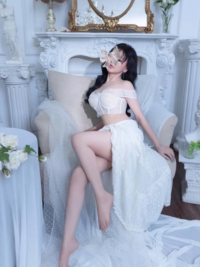 Nhi Kem – VIP PREMIUM Đẳng Cấp Gái Gọi Cao Cấp Hùng Vương Nha Trang